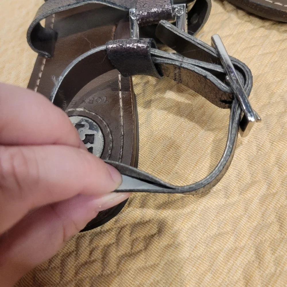Tory Burch Size 6m Briza Metallic Leather Sandals FLAWED